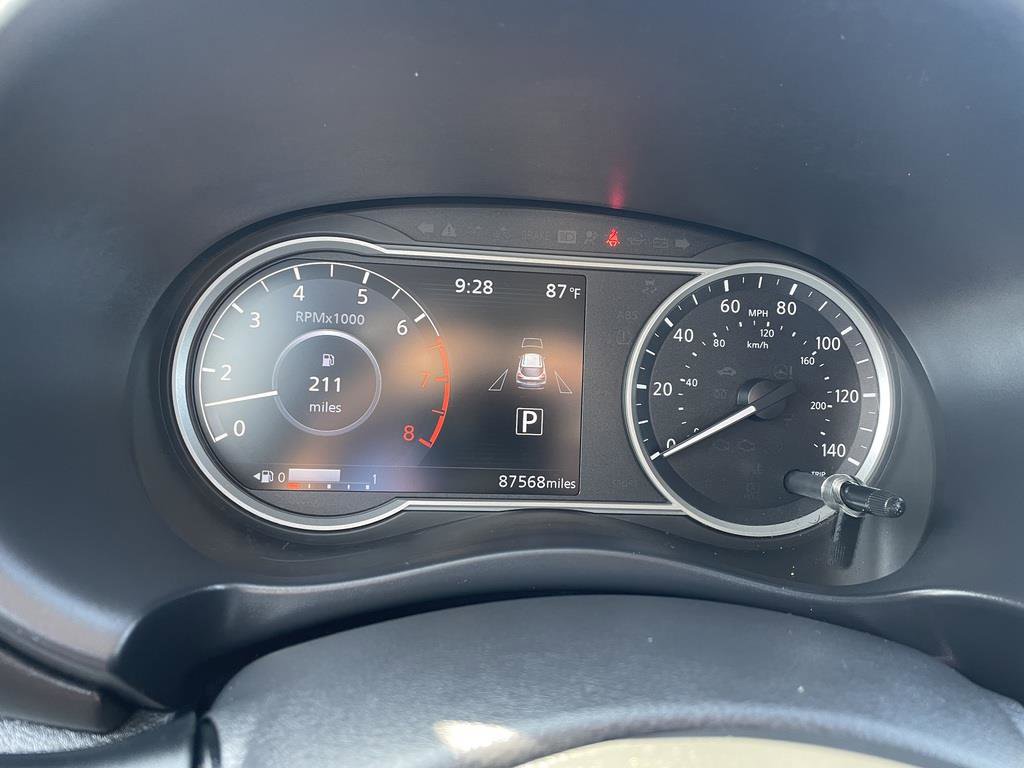Used 2020 Nissan Kicks SR image 9