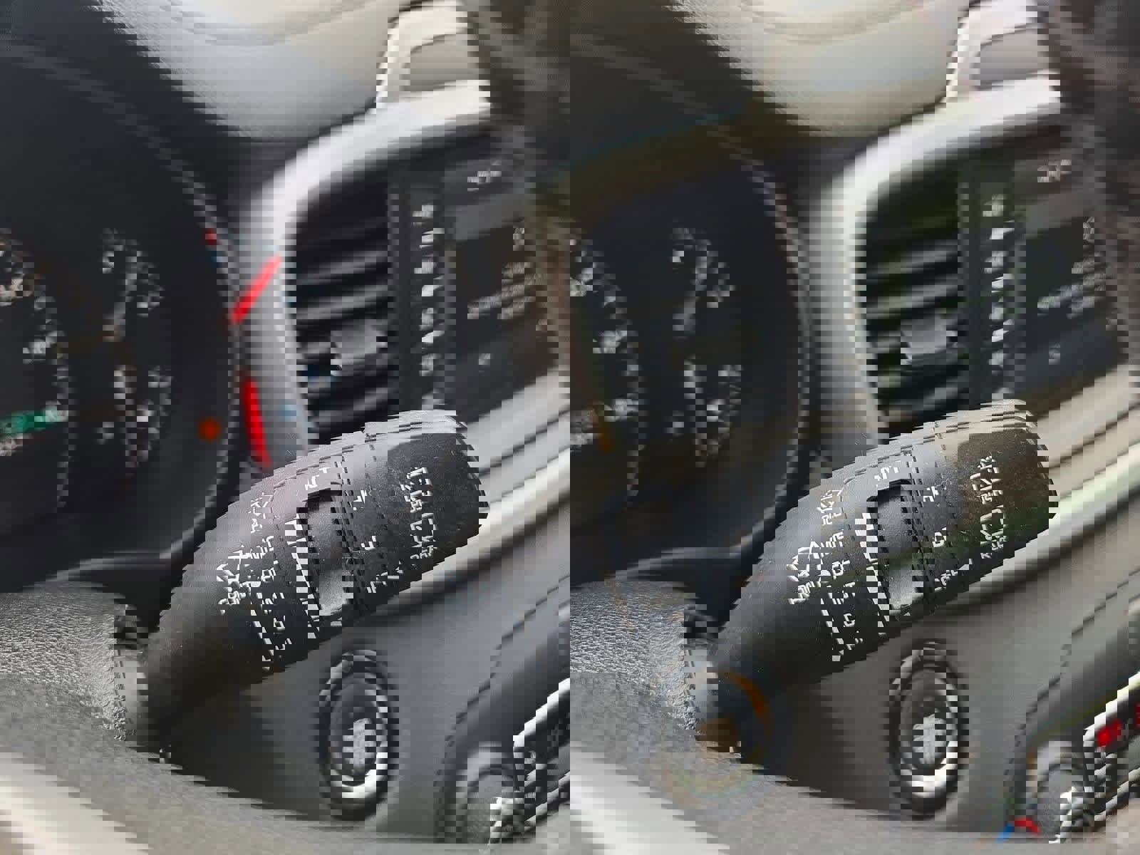 Used 2019 Kia Sorento SX image 27