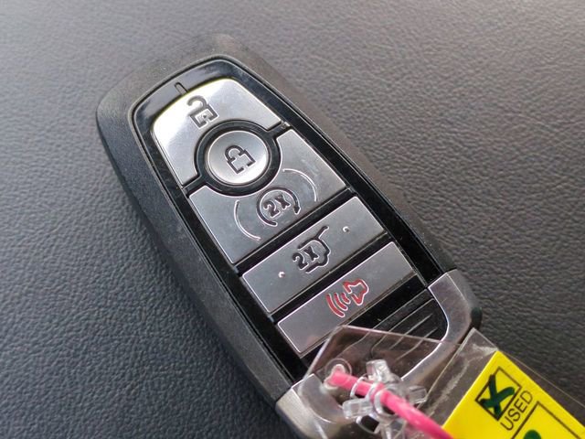 Used 2022 Ford Explorer XLT w/ Equipment Group 202A image 29