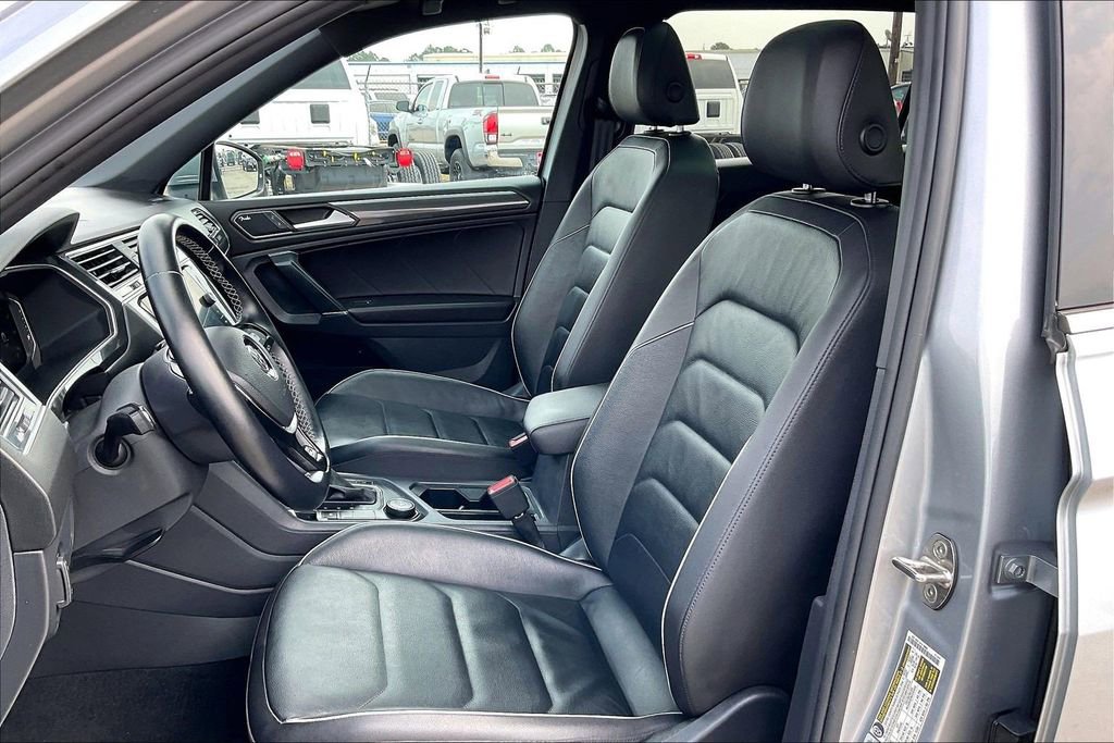 Used 2020 Volkswagen Tiguan SEL Premium R-Line AWD/4WD image 18
