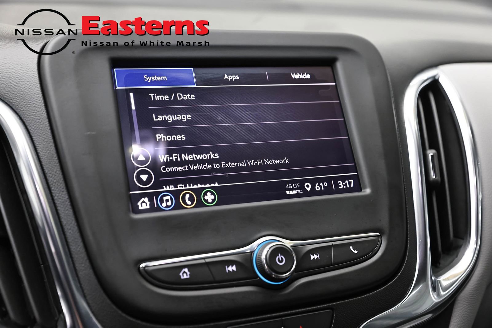 Used 2022 Chevrolet Equinox LS w/ LS Convenience Package image 18