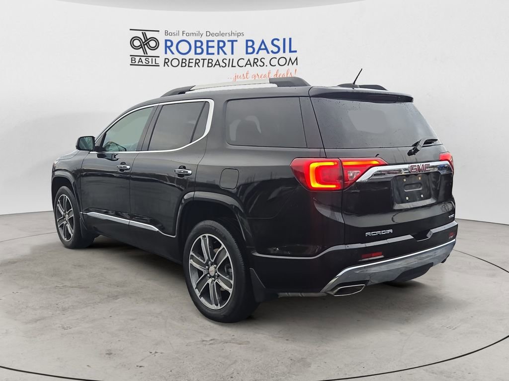 Used 2019 GMC Acadia Denali w/ LPO, Floor Liner Package image 3