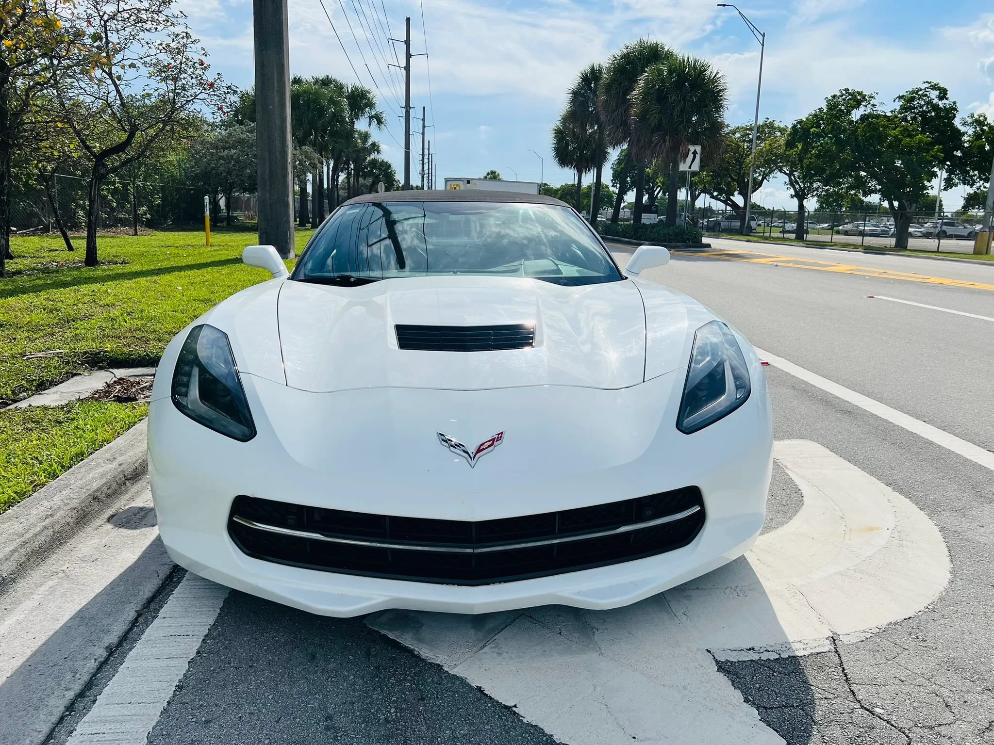 Used 2017 Chevrolet Corvette Stingray Convertible w/ 2LT Preferred Equipment Group RWD image 8