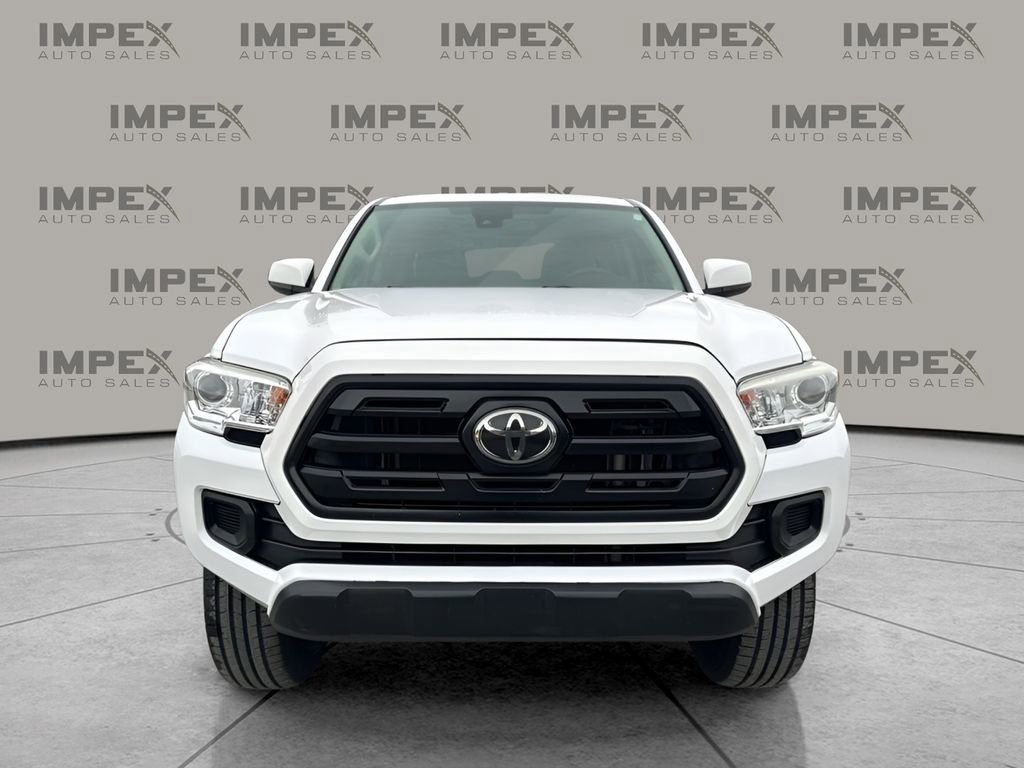 Used 2019 Toyota Tacoma SR image 8