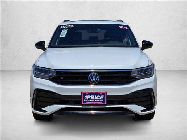 Used 2024 Volkswagen Tiguan SE R-Line FWD image 2