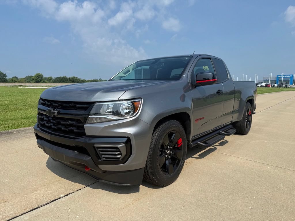 Used 2022 Chevrolet Colorado LT w/ Redline Special Edition AWD/4WD image 11
