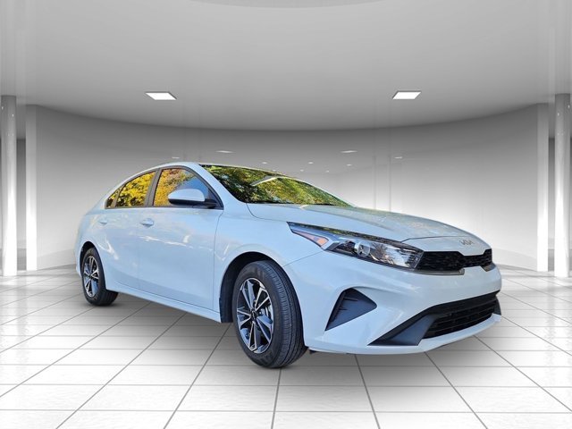 Used 2024 Kia Forte LXS image 1