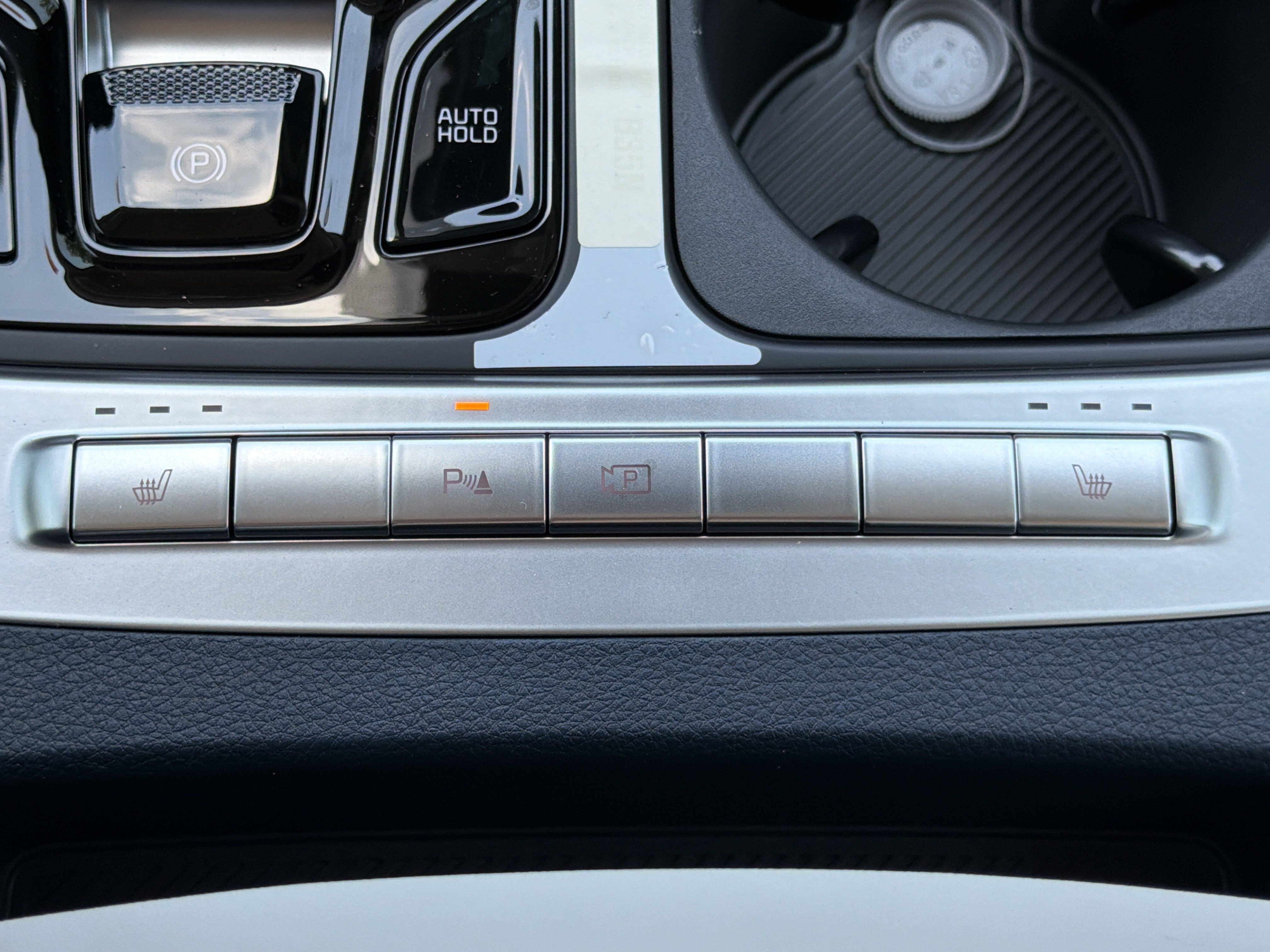 New 2026 Kia Carnival EX FWD image 11