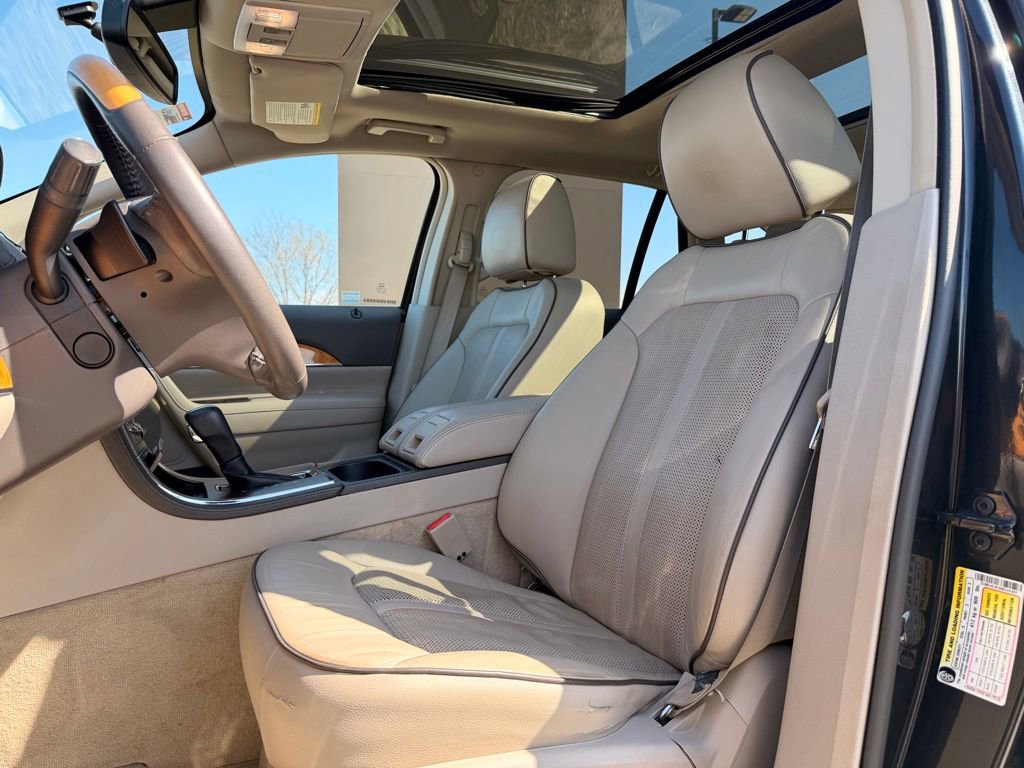 Used 2013 Lincoln MKX FWD image 28