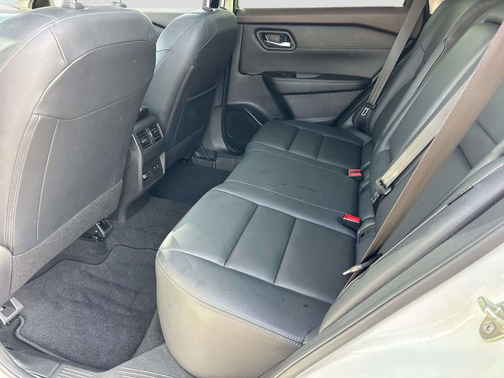 Certified 2023 Nissan Rogue SL w/ SL Premium Package AWD/4WD image 10