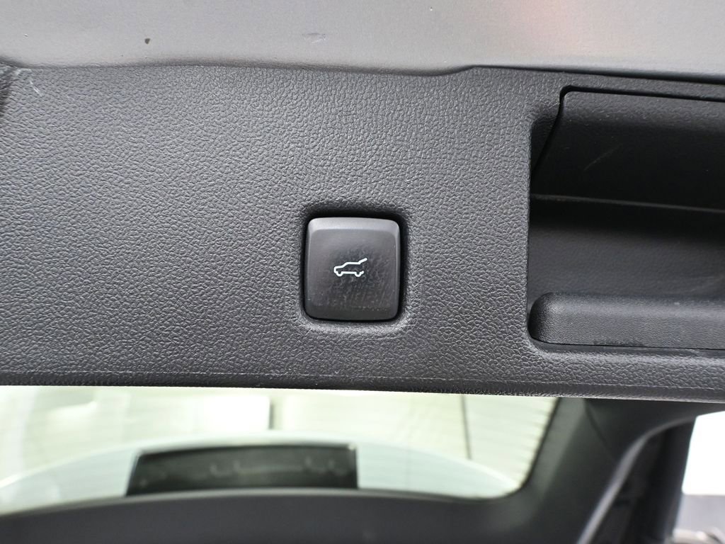 Used 2024 Ford Escape Platinum image 38