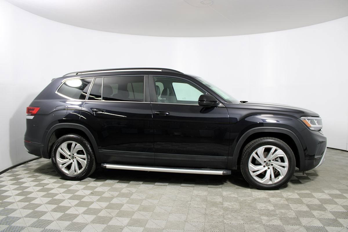Used 2023 Volkswagen Atlas SE w/ Panoramic Sunroof Package image 40