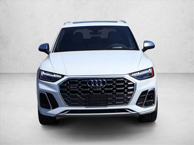 Used 2023 Audi SQ5 Prestige AWD/4WD image 2