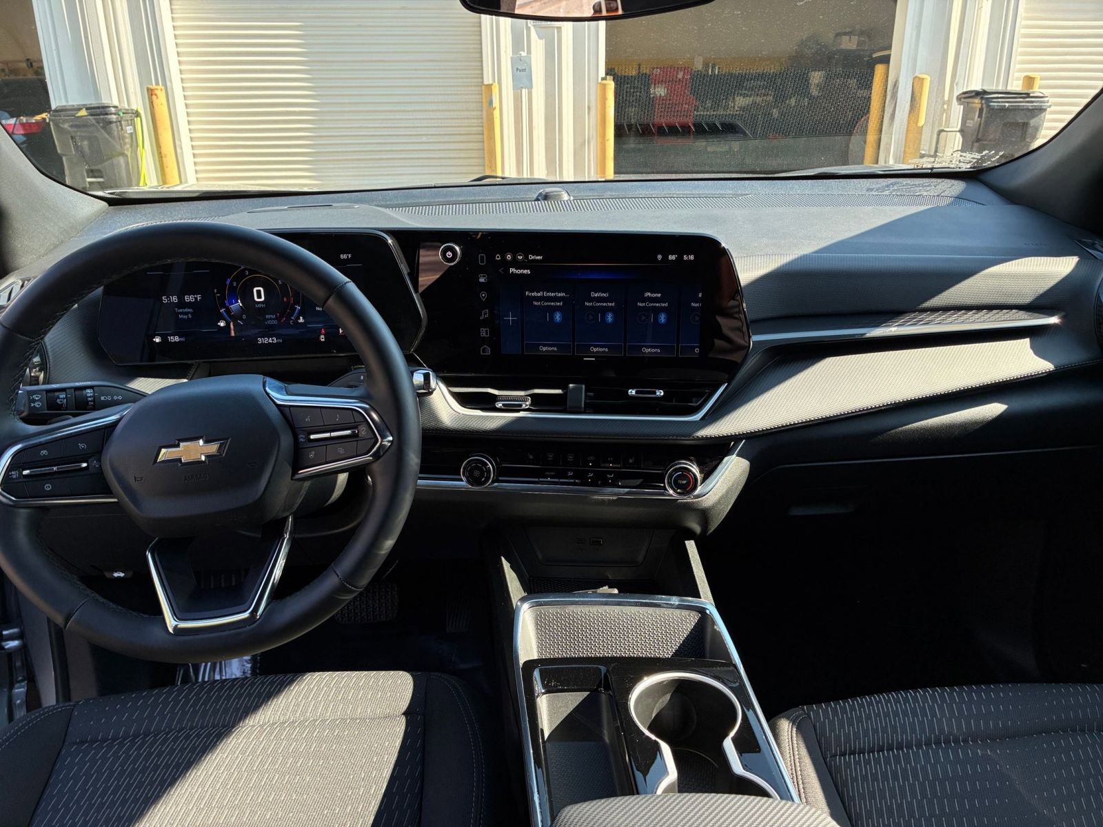 Used 2025 Chevrolet Equinox LT FWD image 34