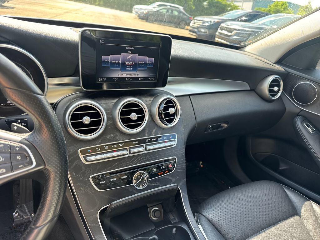 Used 2017 Mercedes-Benz C 300 Sedan image 29
