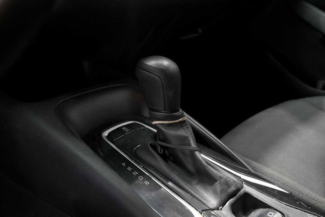 Used 2021 Toyota Corolla LE image 20