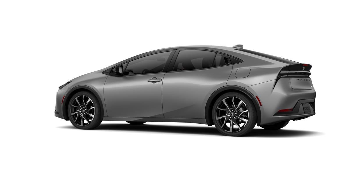 New 2026 Toyota Prius Plug-In Hybrid image 13
