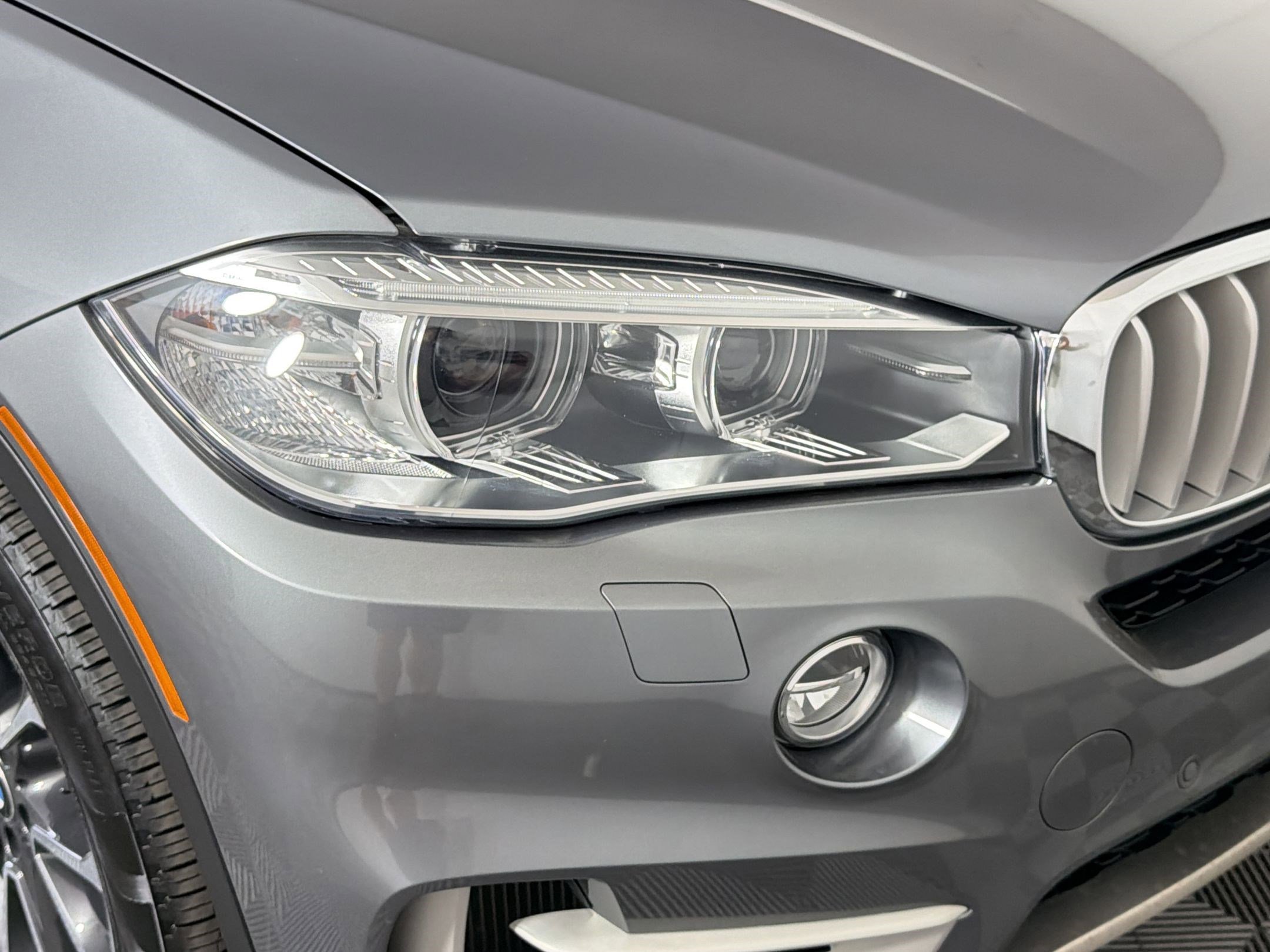 Used 2015 BMW X5 xDrive50i AWD/4WD image 11