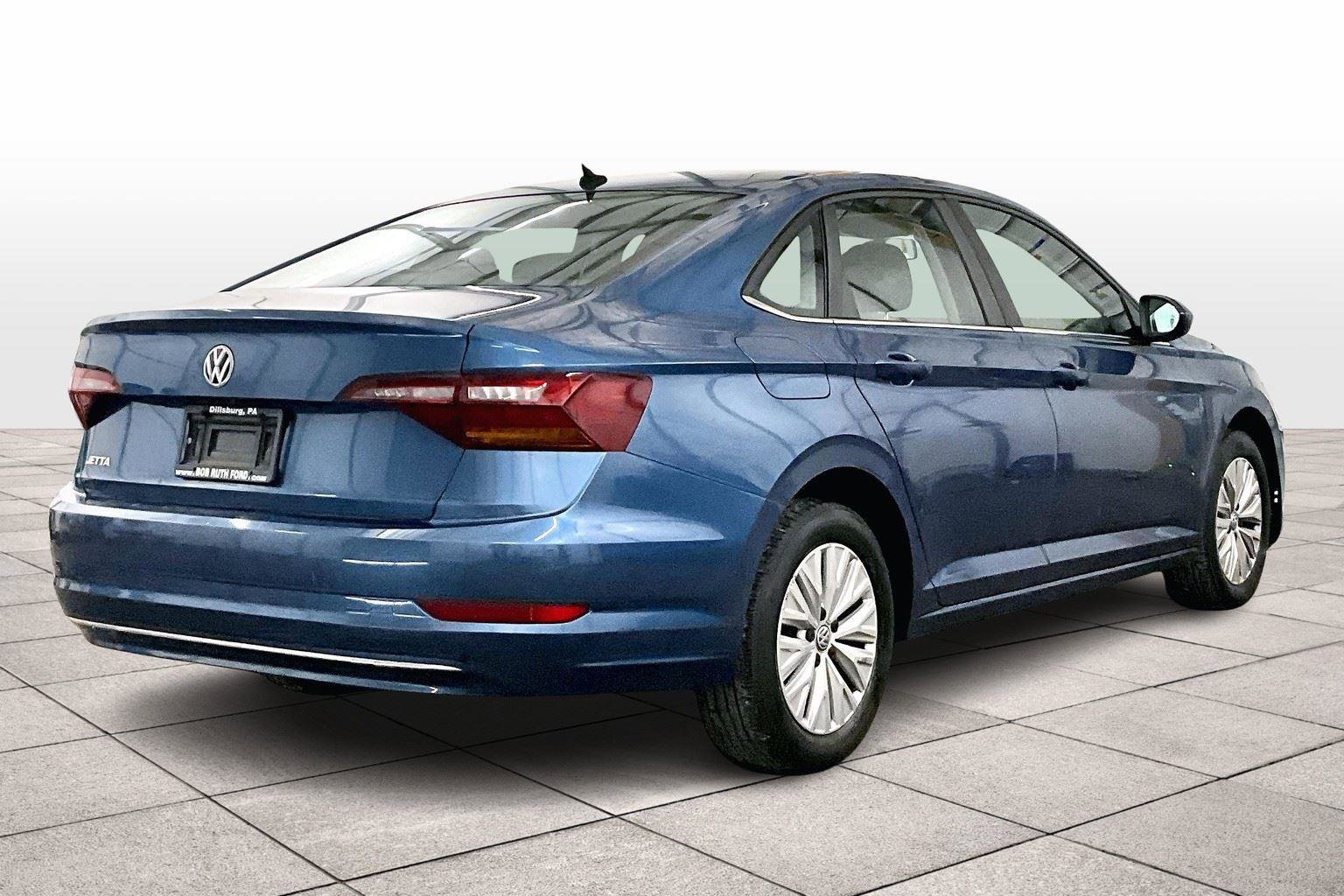 Used 2019 Volkswagen Jetta S w/ Driver Assistance Package image 11