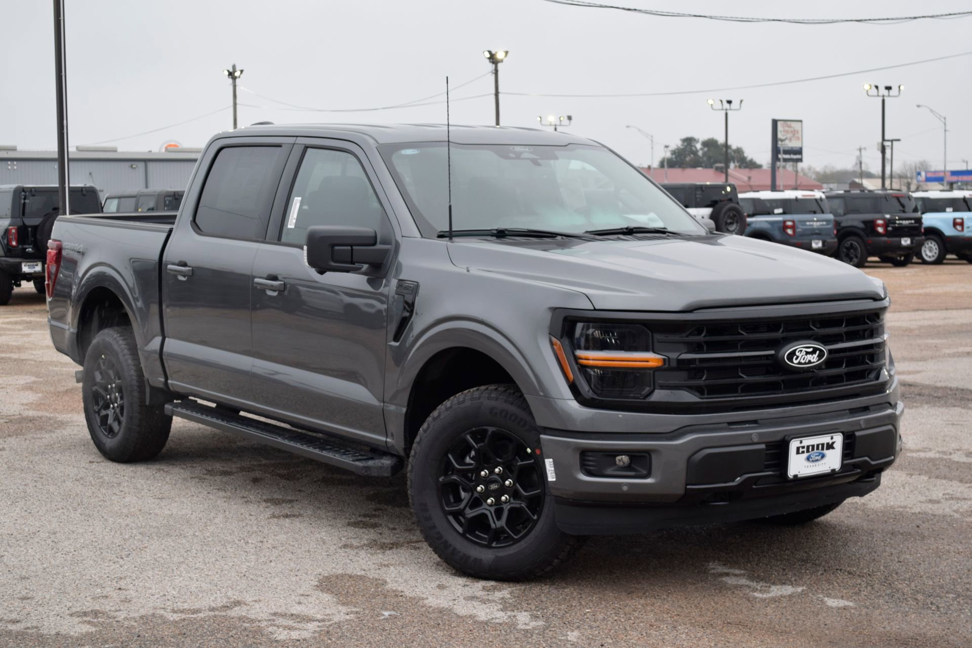 New 2026 Ford F150 XLT w/ Equipment Group 302A MID AWD/4WD image 3