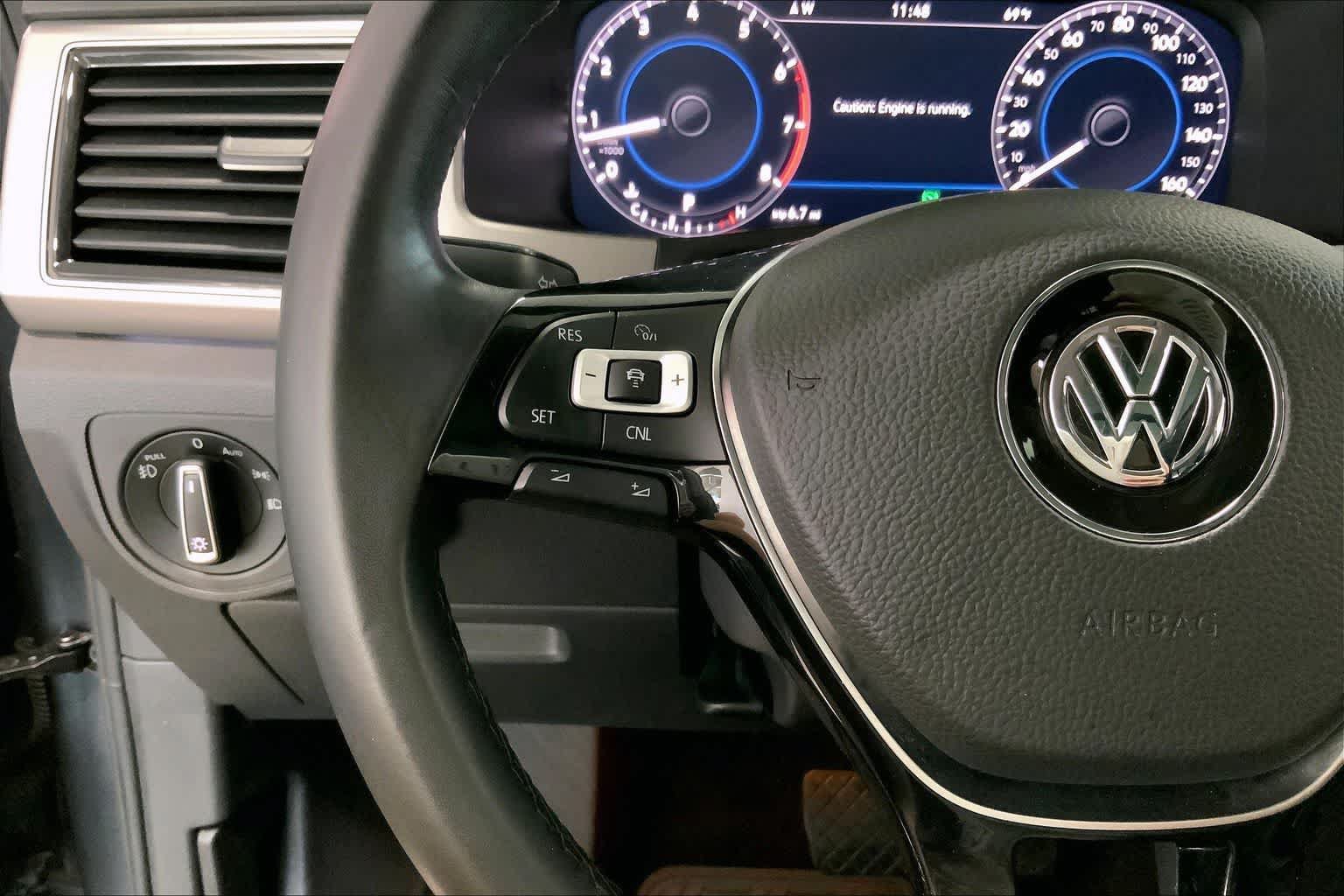 Used 2018 Volkswagen Atlas SEL Premium AWD/4WD image 21