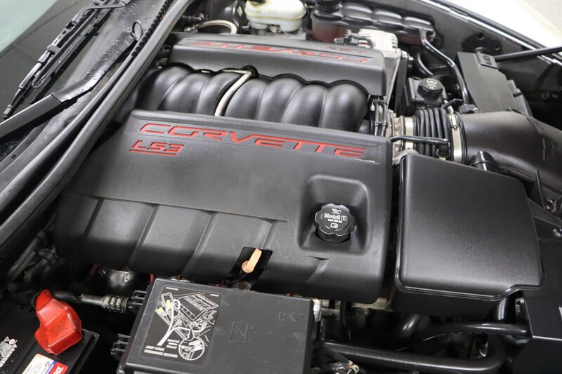 Used 2008 Chevrolet Corvette Coupe w/ Preferred Equipment Group RWD image 26