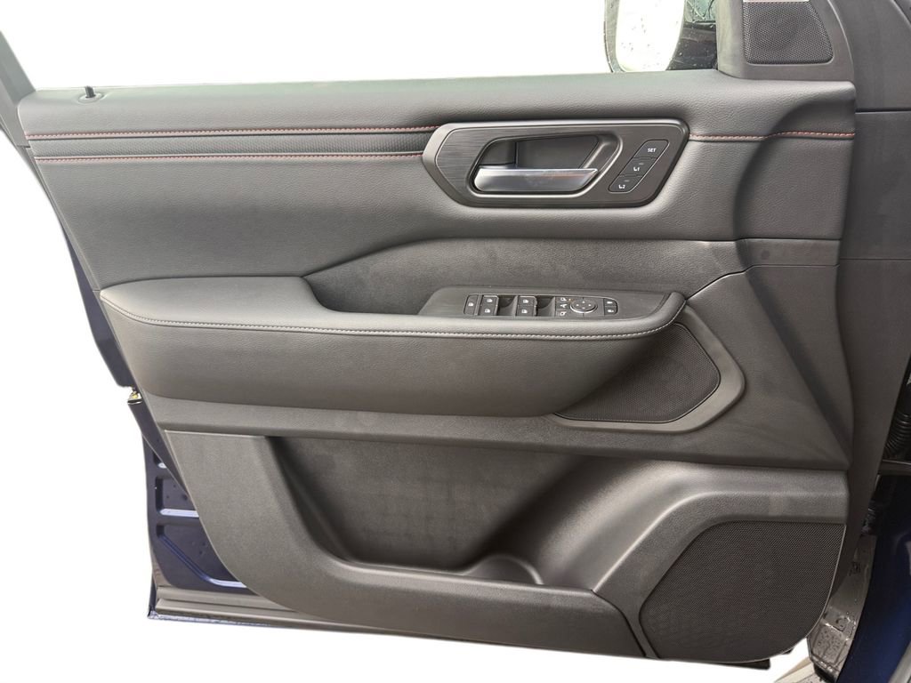 New 2026 Nissan Armada PRO-4X w/ Captain's Chari Seat Package image 17