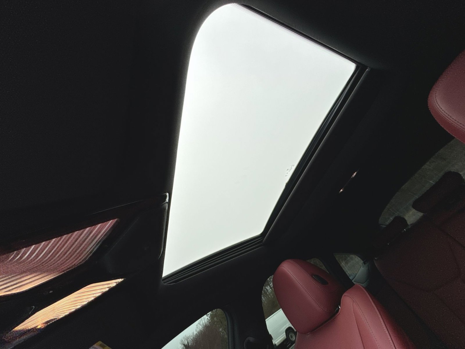 Used 2023 BMW i4 eDrive40 w/ M Sport Package image 24