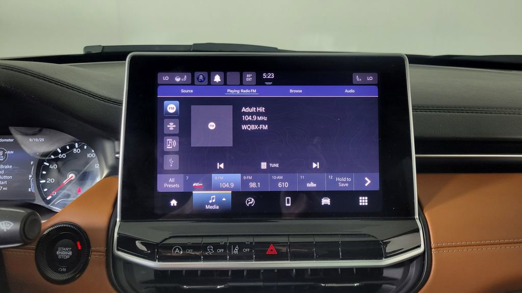 Used 2022 Jeep Compass Limited image 22