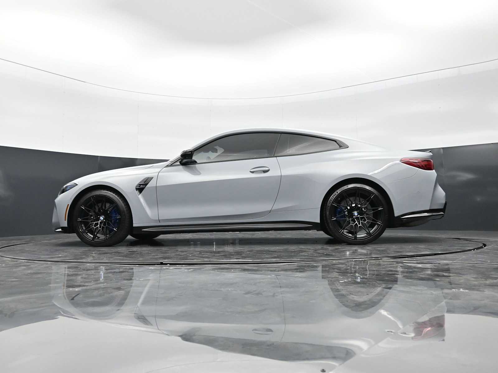 Used 2025 BMW M4 Competition w/ Executive Package image 35