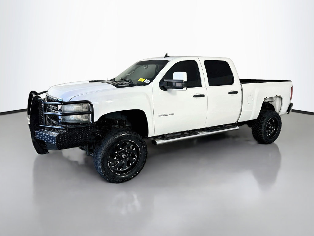 Used 2014 Chevrolet Silverado 2500 LT AWD/4WD image 3