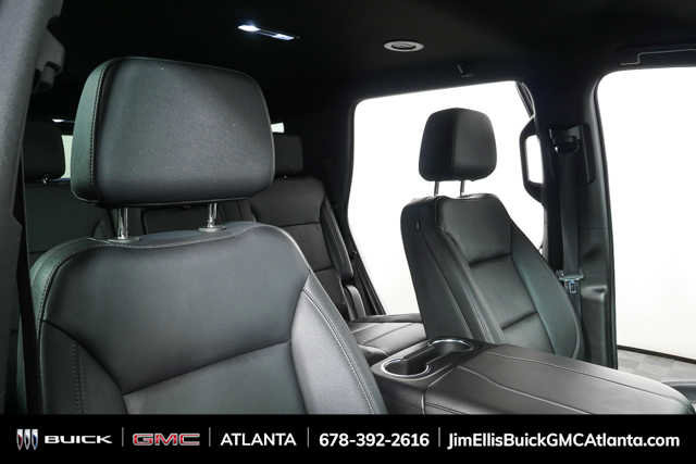 Used 2025 Chevrolet Tahoe LT image 21