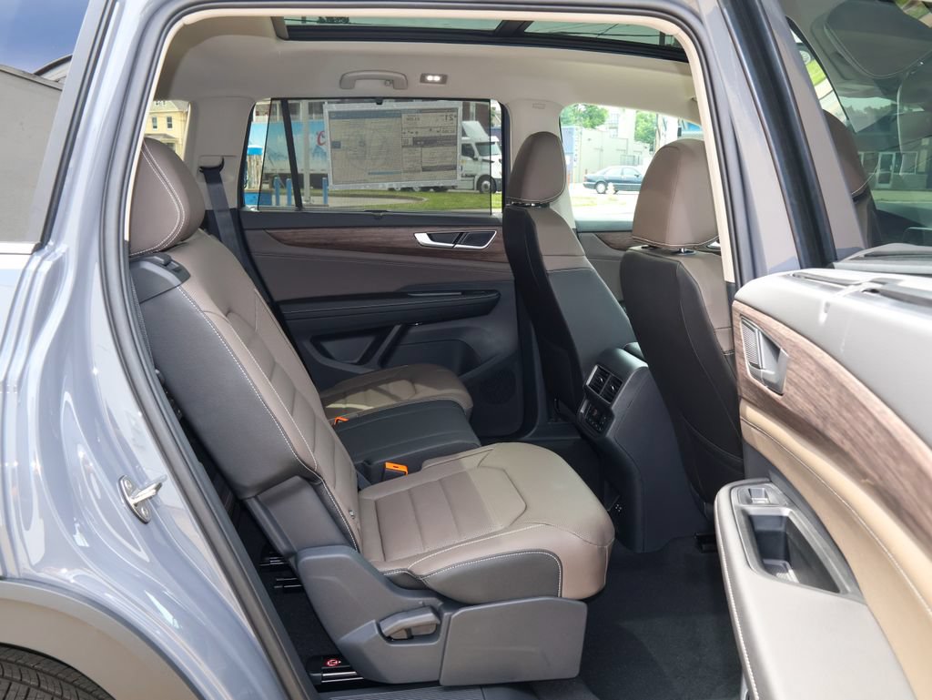 New 2026 Volkswagen Atlas SEL AWD/4WD image 33