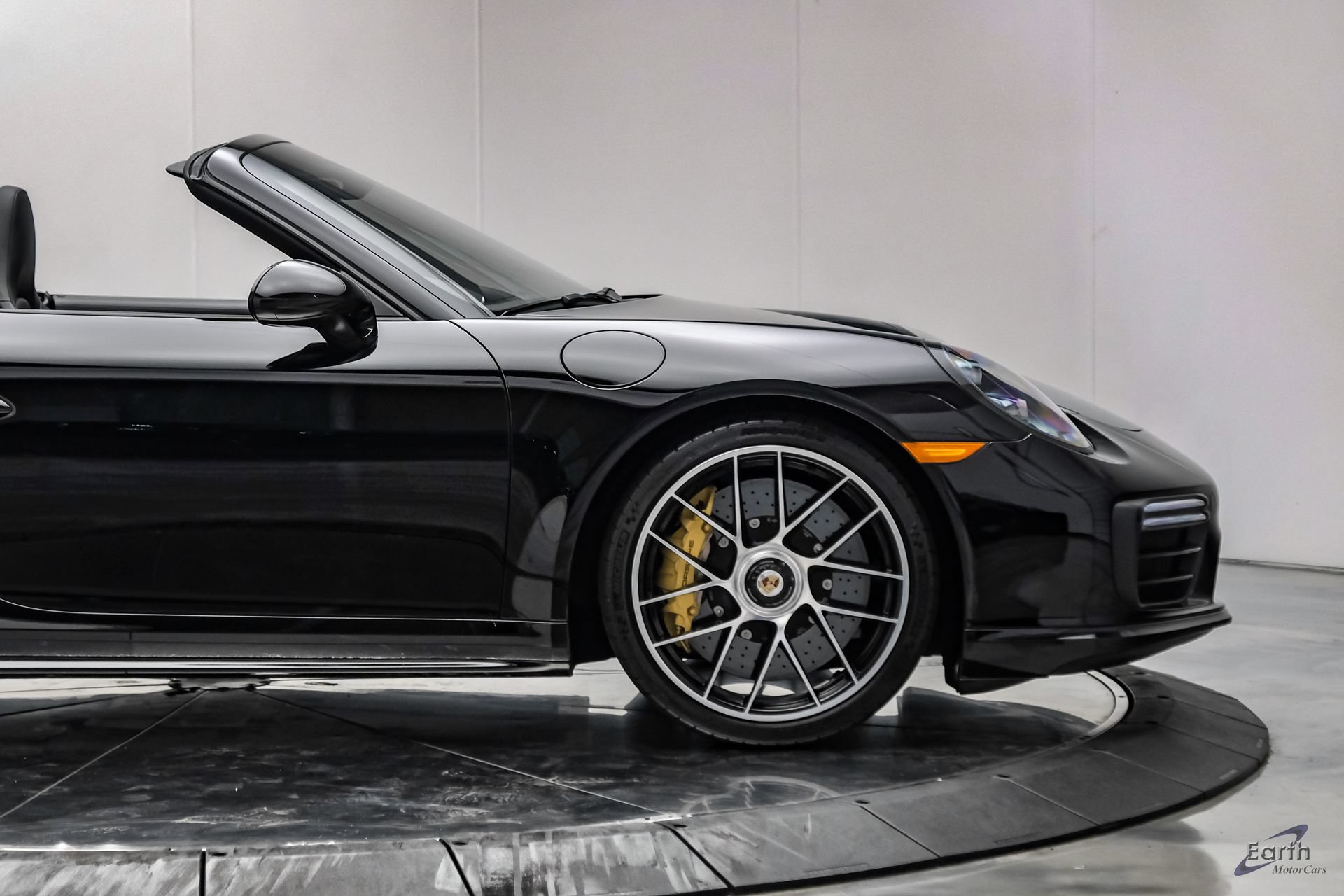 Used 2019 Porsche 911 Turbo S AWD/4WD image 28