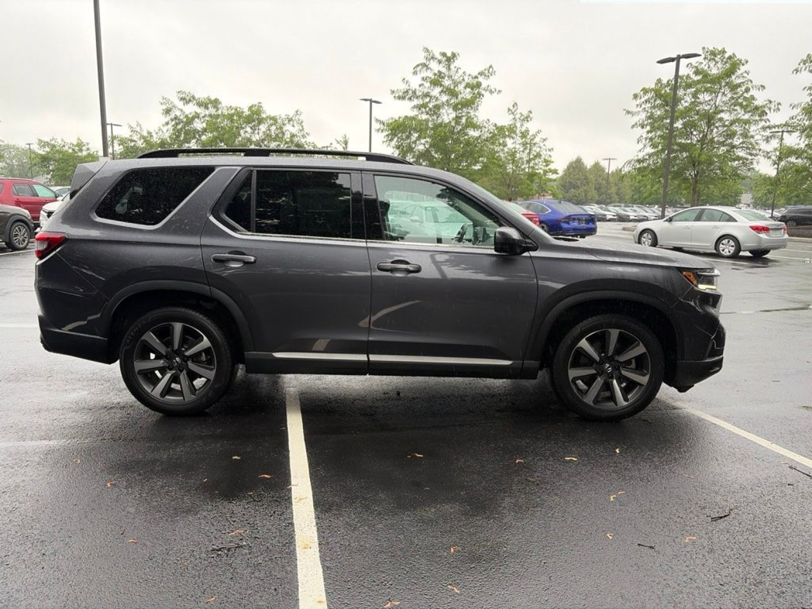 Used 2023 Honda Pilot Touring image 6