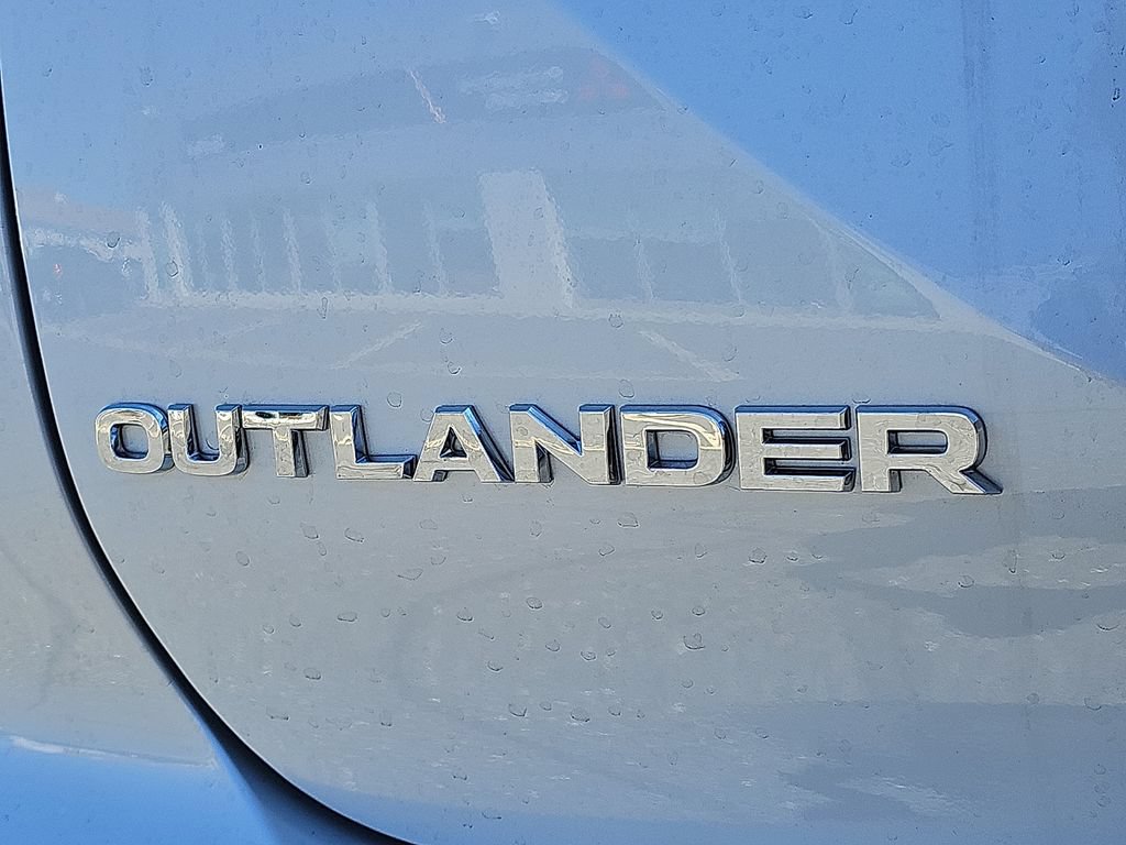New 2026 Mitsubishi Outlander ES AWD/4WD image 21