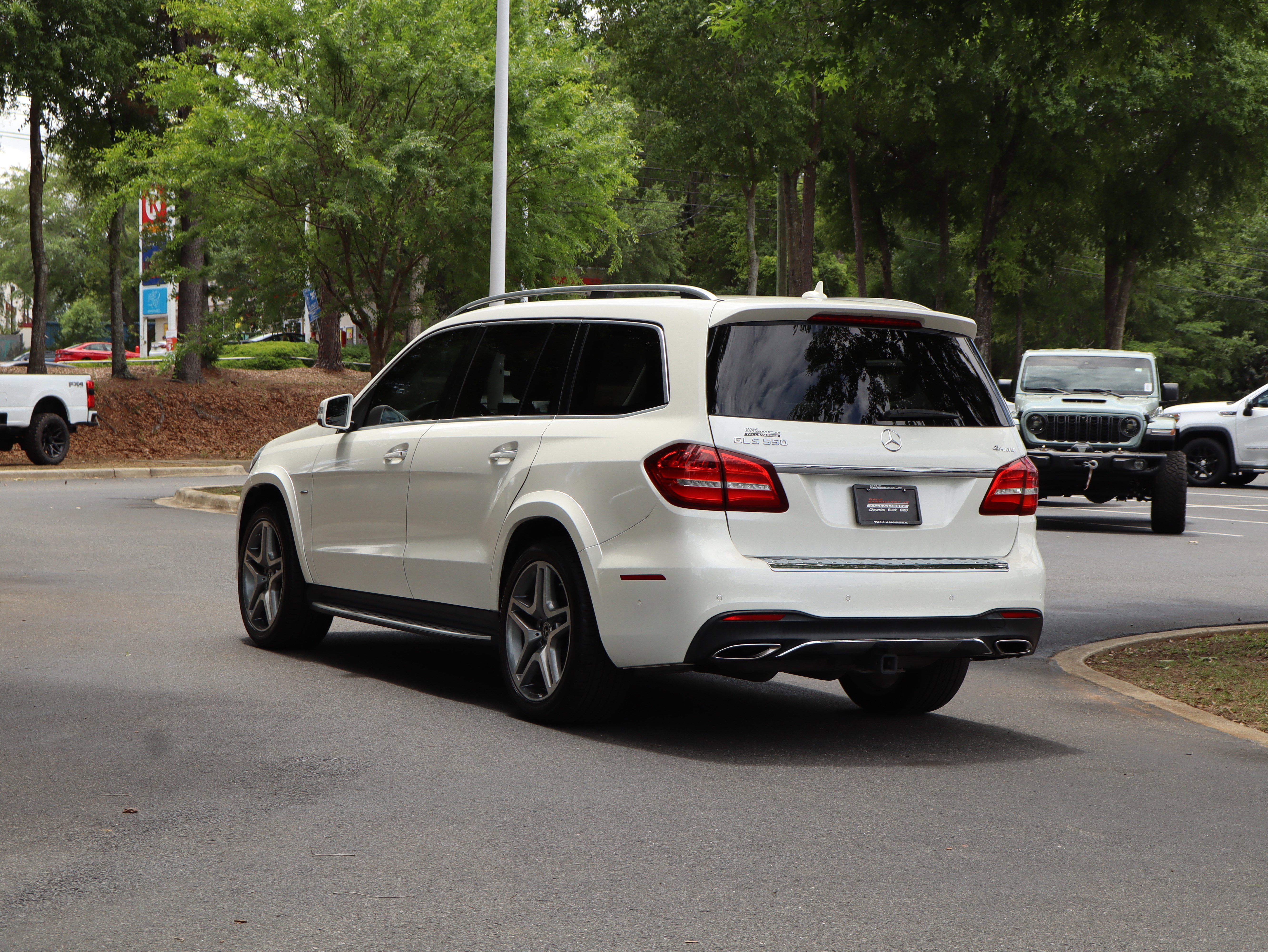 Used 2018 Mercedes-Benz GLS 550 4MATIC image 7