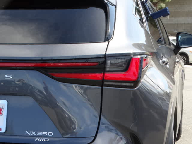 Used 2023 Lexus NX 350 AWD image 11