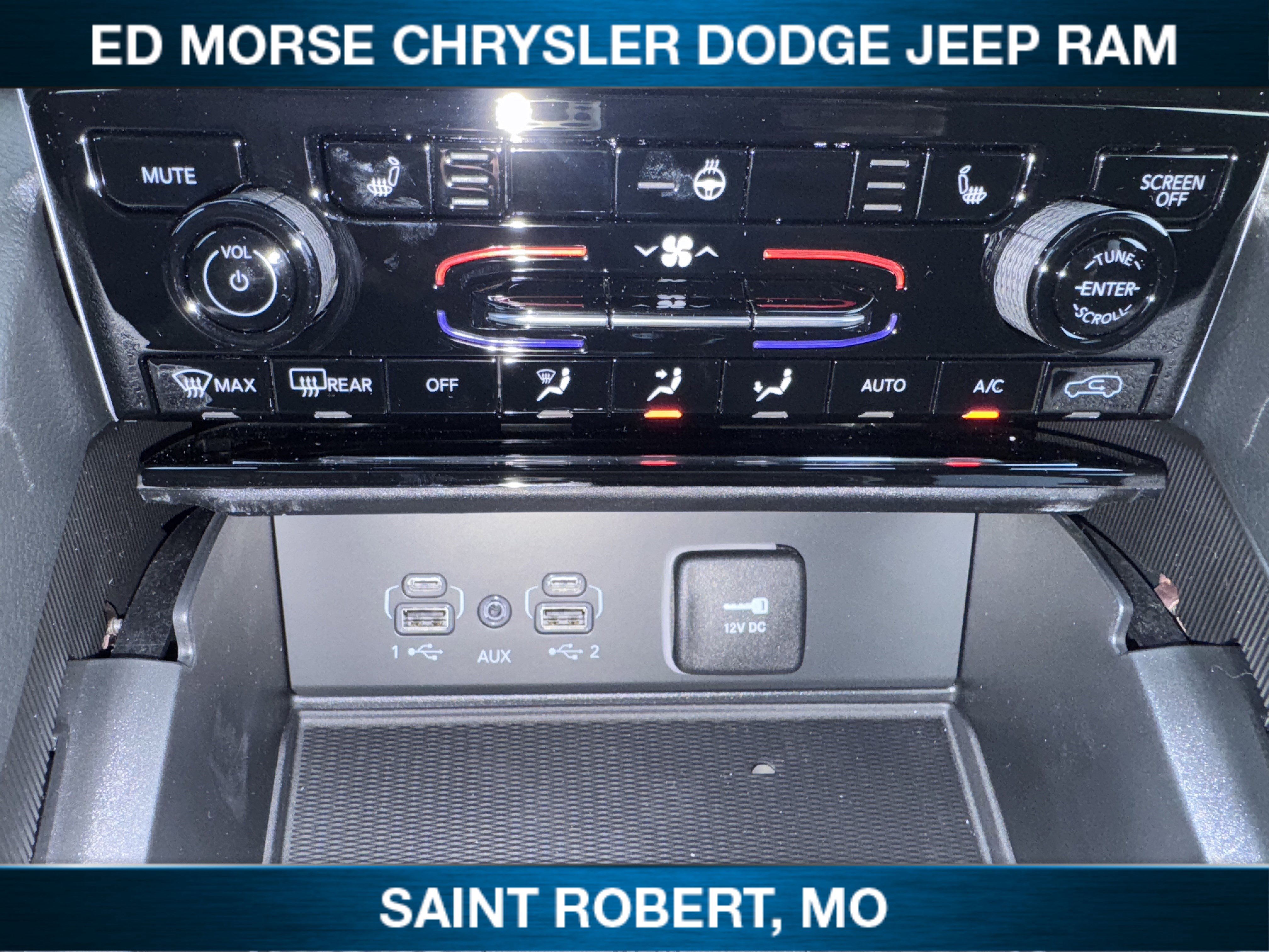 New 2025 Jeep Grand Cherokee Altitude AWD/4WD image 18