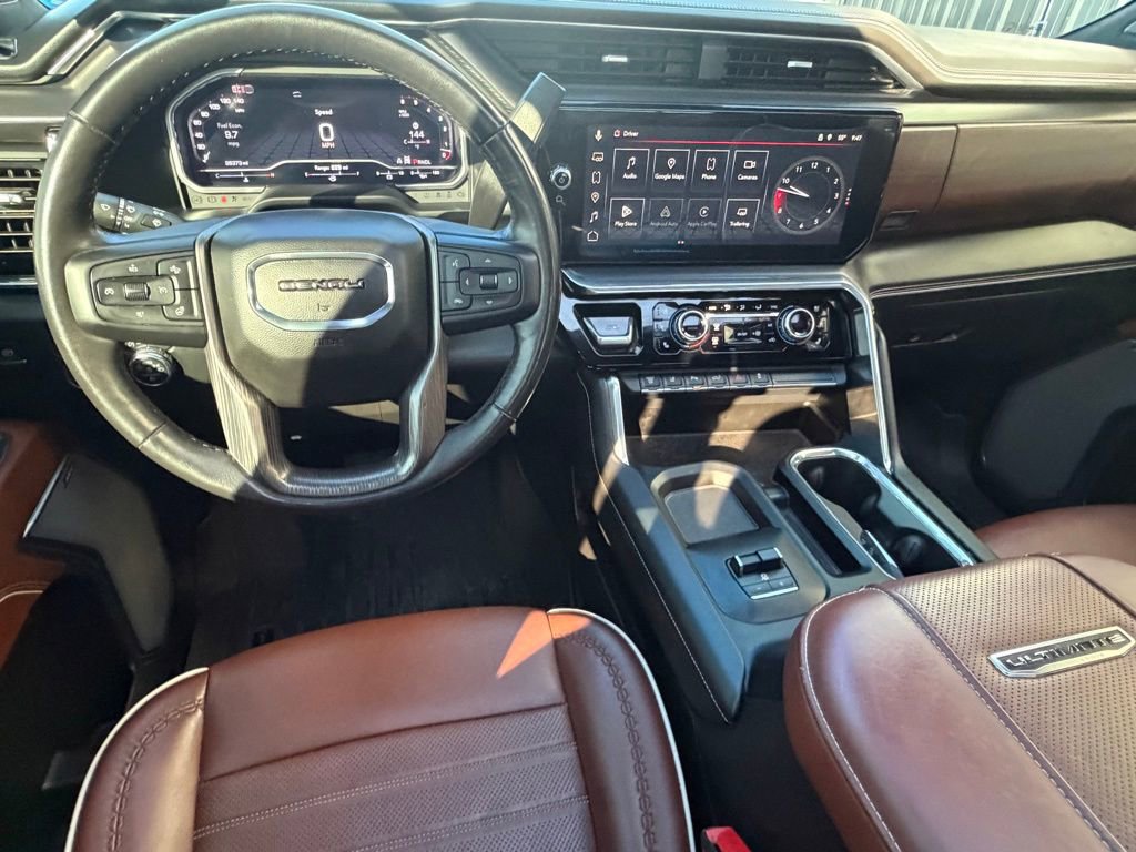 Used 2024 GMC Sierra 3500 Denali Ultimate AWD/4WD image 17