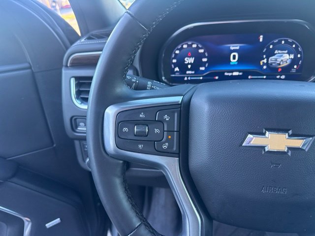Used 2024 Chevrolet Tahoe Premier AWD/4WD image 17