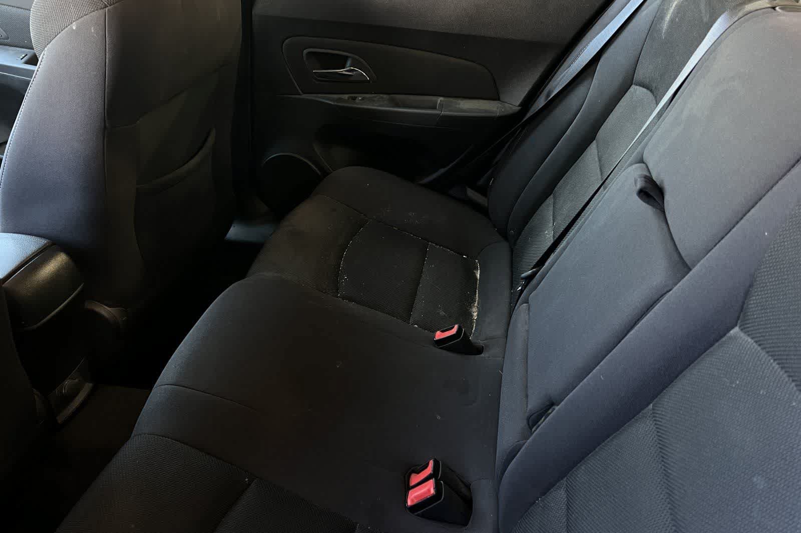 Used 2015 Chevrolet Cruze LT FWD image 5
