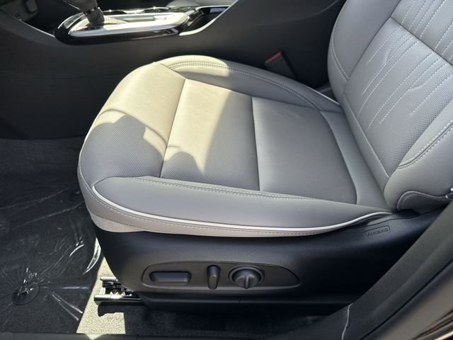 New 2026 Buick Envista Avenir image 12