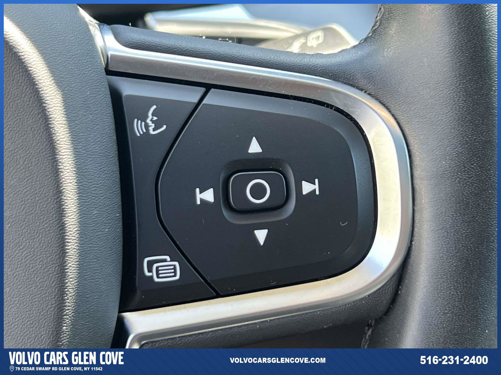 Used 2024 Volvo XC60 B5 Core w/ Protection Package Premier AWD/4WD image 23