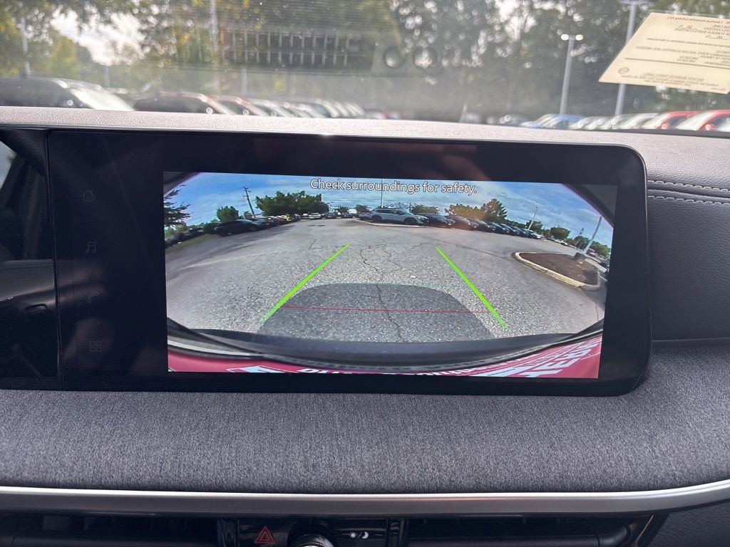 New 2026 Nissan Kicks SV w/ SV Premium Package AWD/4WD image 12