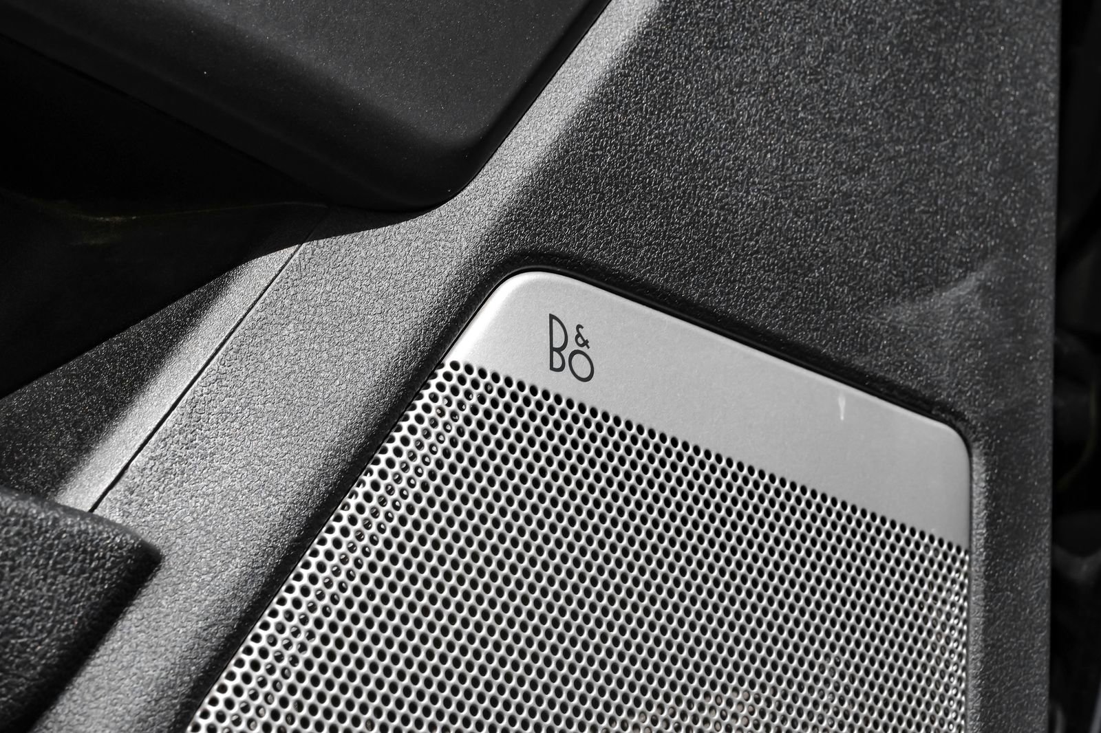 Used 2023 Ford F350 Lariat image 46