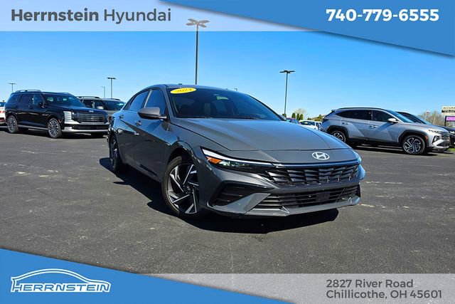 Used 2024 Hyundai Elantra SEL w/ Convenience Package image 1