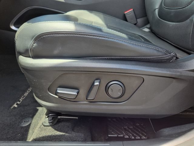 Used 2023 Hyundai Tucson Limited w/ Cargo Package FWD image 11