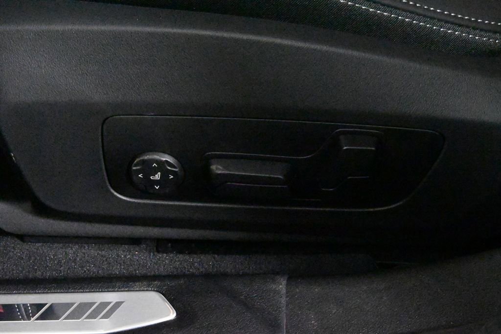 Used 2025 BMW M235i xDrive w/ Premium Package image 28