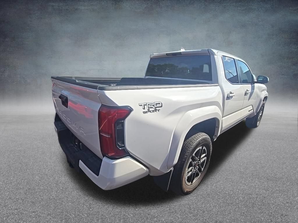 Used 2024 Toyota Tacoma TRD Sport AWD/4WD image 8